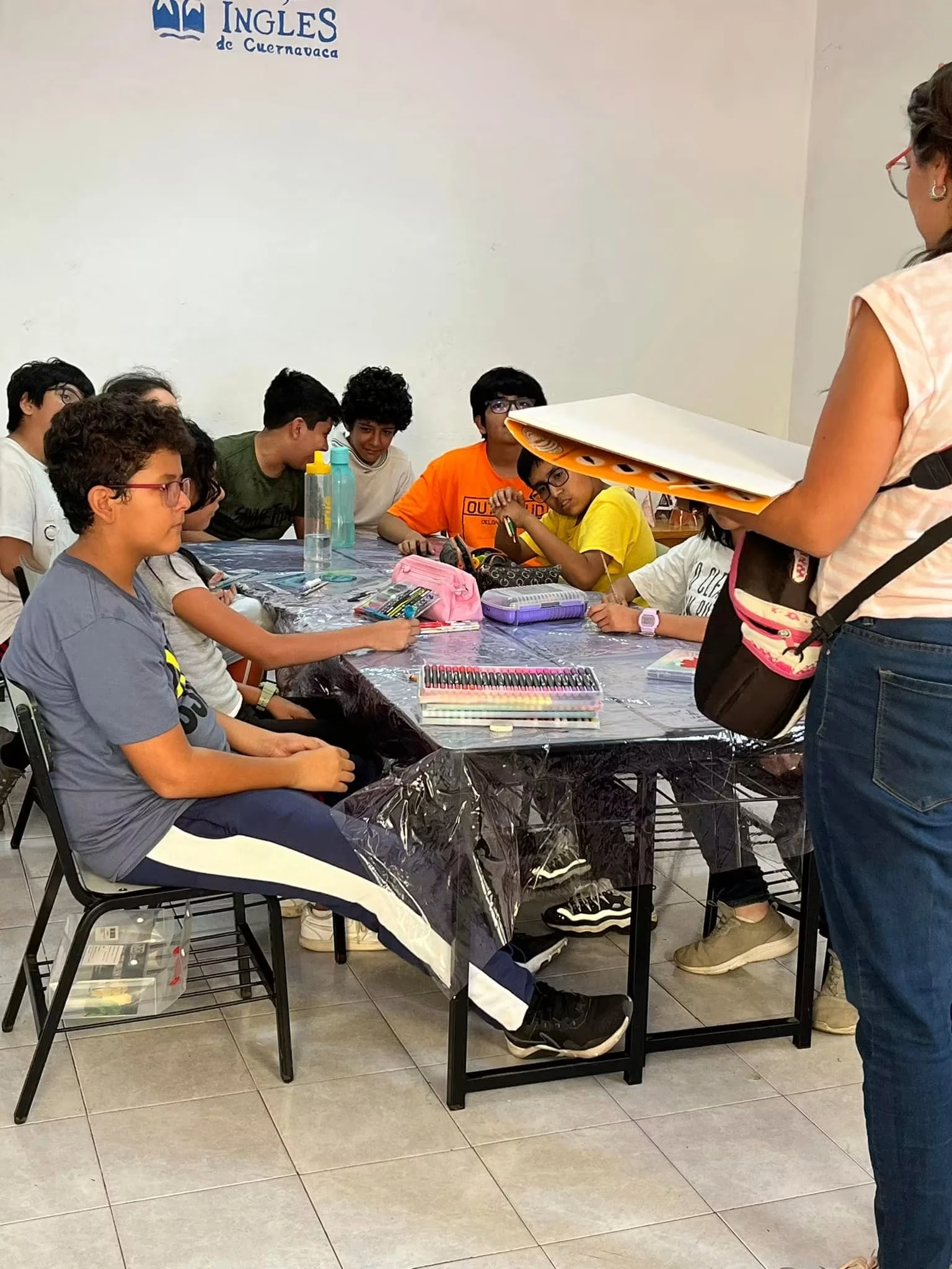 Taller escolar con estudiantes